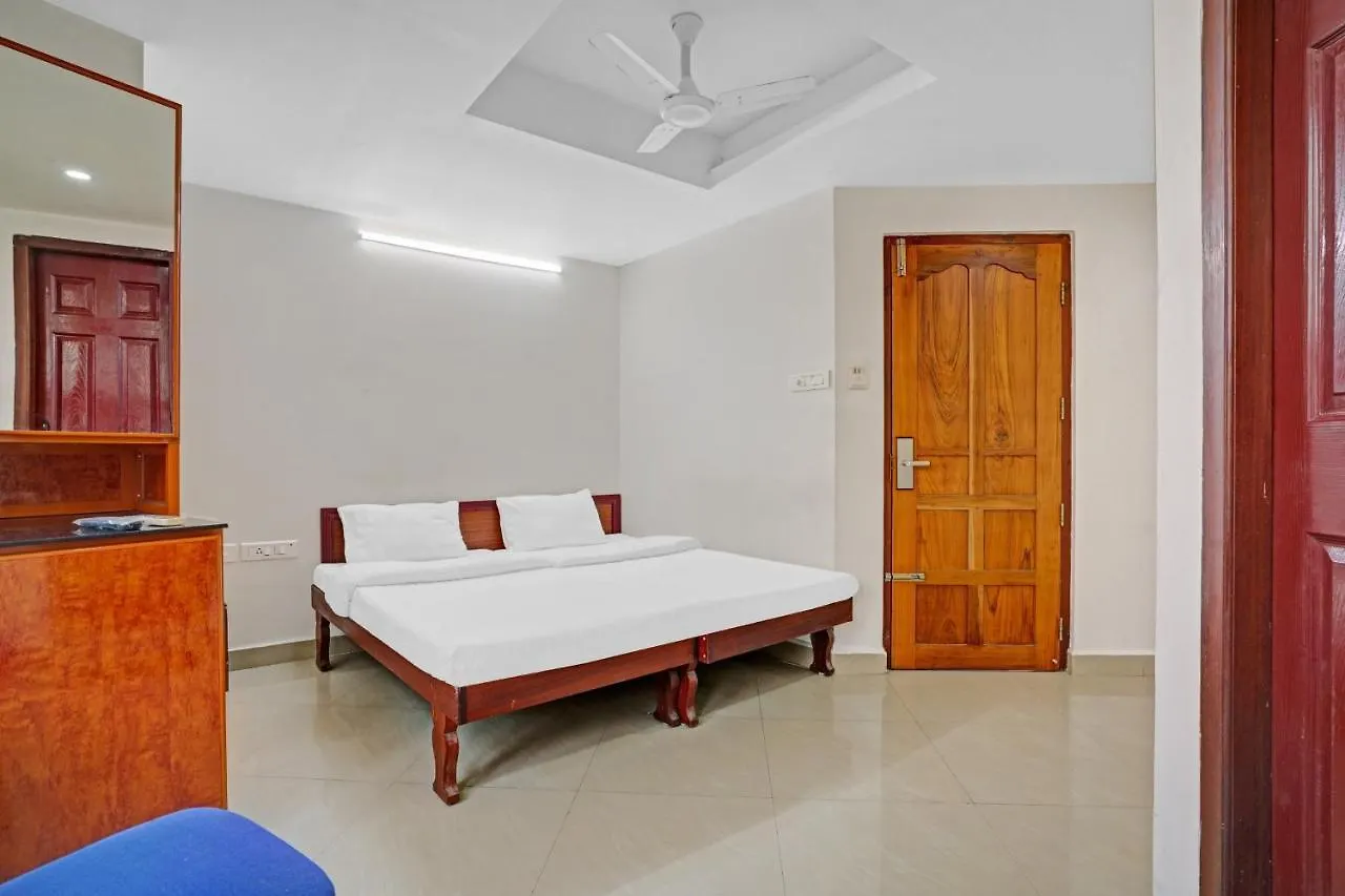 *** Hotel Collection O Aramam Executive Inn Kochi India